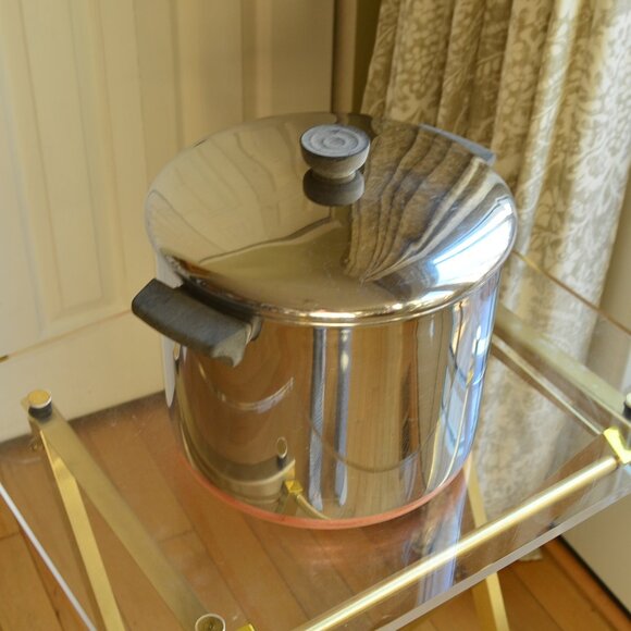 Revere Ware 8 Qt. Stainless Steel Stock Pot & Lid Copper Bottom - Picture 2 of 10